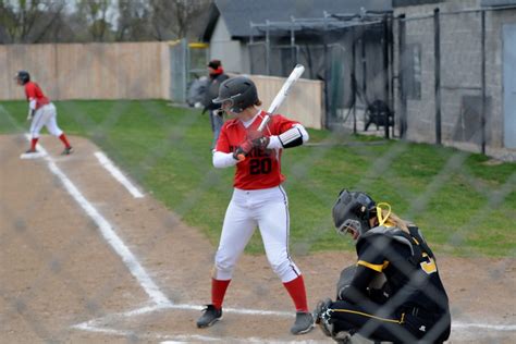 2015 Husky Softball 254 Duane Deboer Flickr