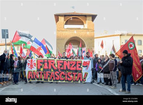 Florencia Italia De Diciembre De Manifestantes Detr S De La