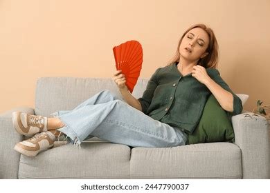 Femme Mature En Chaleur R Sultats Mille Dimages Libres De Droits De Photos De Stock Et