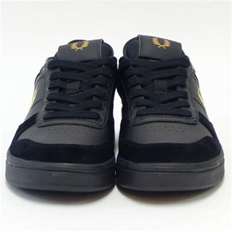 FRED PERRY フレッドペリー B 1260 220ユニセックスB300 LEATHER カラーブラック 天然皮革のローカット