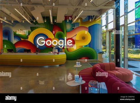 Google office inside view hi-res stock photography and images - Alamy