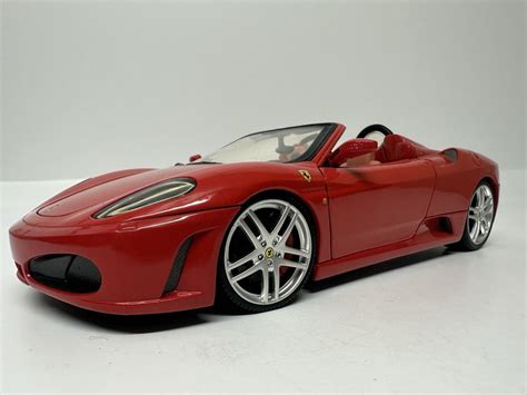 Ferrari F Spider rot Hot Wheels Gebraucht in Strengelbach für CHF mit Lieferung