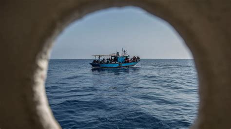 Anf Fl Chtlinge Vor Tunesischer K Ste Ertrunken