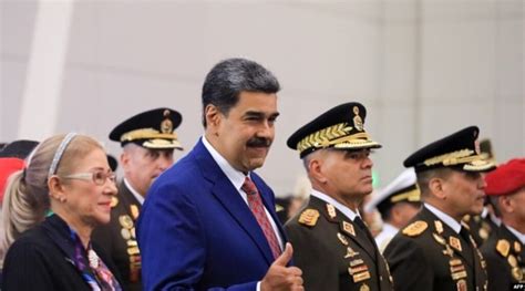 Presidente Nicol S Maduro Ratific A Padrino L Pez Como Ministro De Defensa