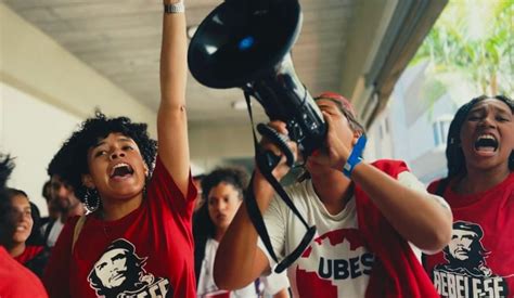 Secundarista Trans Rebele Se Na Ubes A Verdade