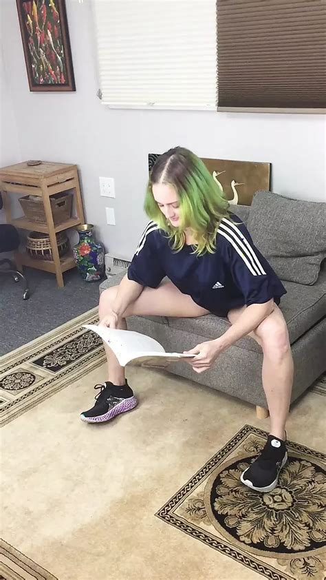 Hot MILF Gets Flashed Amateur Amateur Porn Feat Belyla Bradley By Onlyfans XHamster