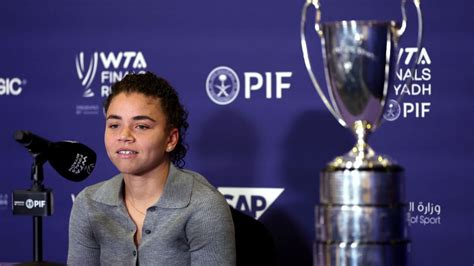 TENNIS PAOLINI ALLE WTA FINALS CONCENTRATA MA VOGLIO DIVERTIRMI Dtju