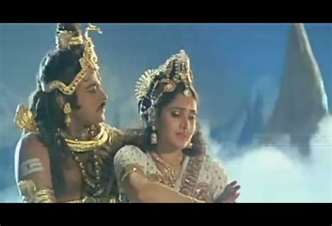 BOLLYWOODHIT GARAM MEENAKSHI SESHADRI HOT SCENE