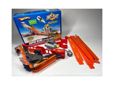 Hot Wheels Trick Tracks Super Slide Stunt Estatesales Org