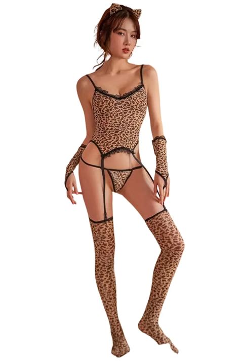 Custom Leopard Print Women Lingerie Set Seductive Look