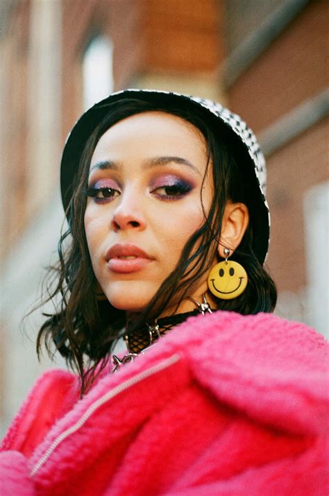 Download Doja Cat – Music Artist | Wallpapers.com