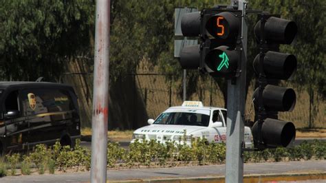 Modernización De Semáforos En Celaya Continuará Este 2023 Va Al 35 Periódico Correo