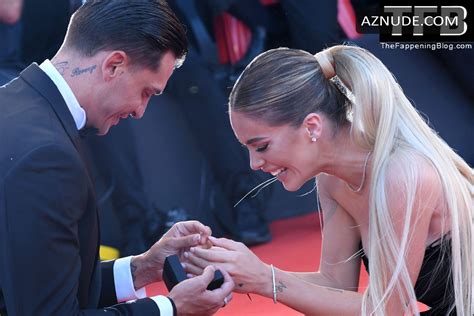 Sophie Codegoni Sexy Seen Flaunting Her Hot Figure On The Red Carpet At The Venice International