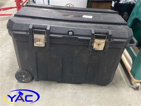 Large Tool Box YAC Auctions