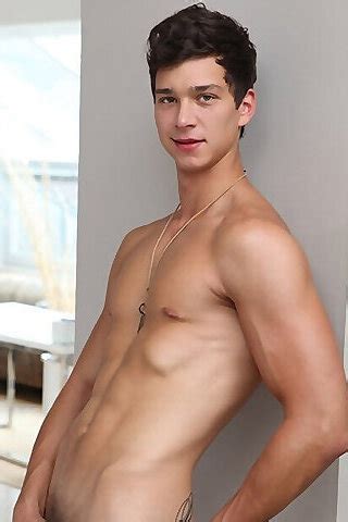 Johnny Bloom Gay Pornstar BoyFriendTV