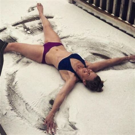 Hot Sexy Kate Drummond Bikini Pics