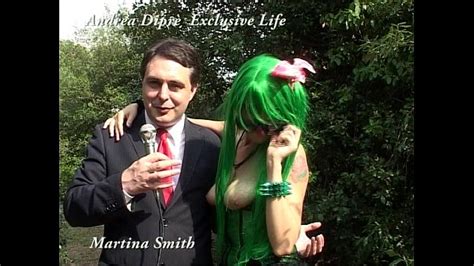 Martina Smith shows her tits for Andrea Diprè XVIDEOS