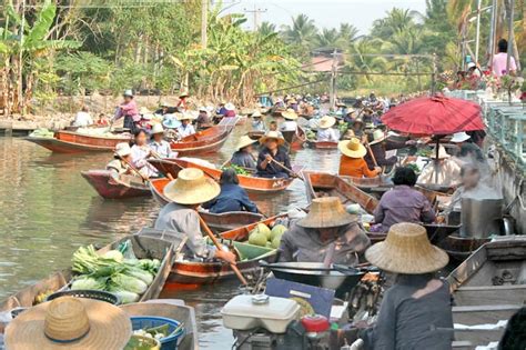 6 Floating Markets Around Bangkok - Which Bangkok Floating Market is ...