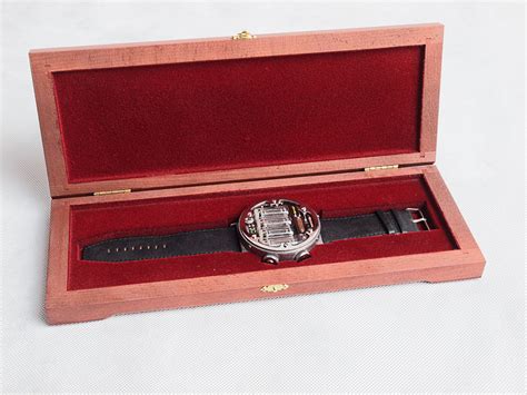 Наручные ламповые часы в стиле Metro 2033