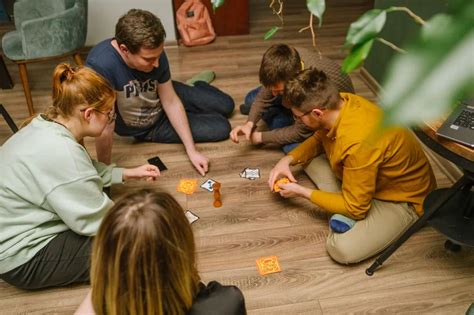 Русский «Ковчег». Как работает помогающая эмигрантам организация ...