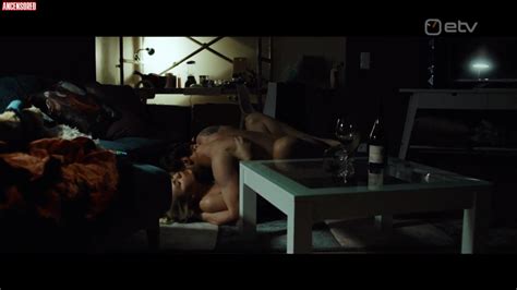 Naked Adeele Jaago In Take It Or Leave It