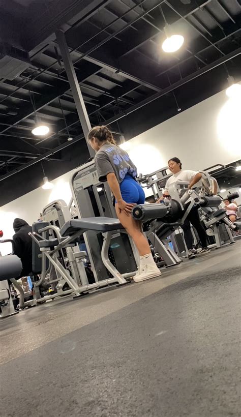 Latina In Blue Shorts At Gym Not Oc Short Shorts Volleyball Forum