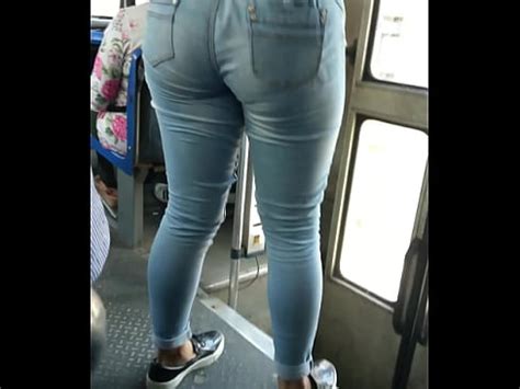 Buen Culo En El Cami N Xvideos