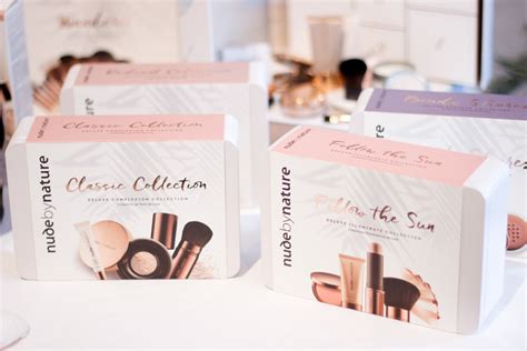 Fashstyleliv Nude By Nature Gift Sets Wanderlust Christmas