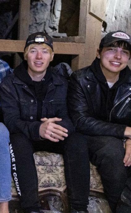 Pin by Sam Colby on 𝐬𝐨𝐥𝐛𝐲 Sam and colby Hot emo boy Colby brock