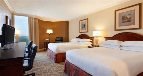 Hilton DFW Lakes: Grapevine Hotel Near DFW Airport