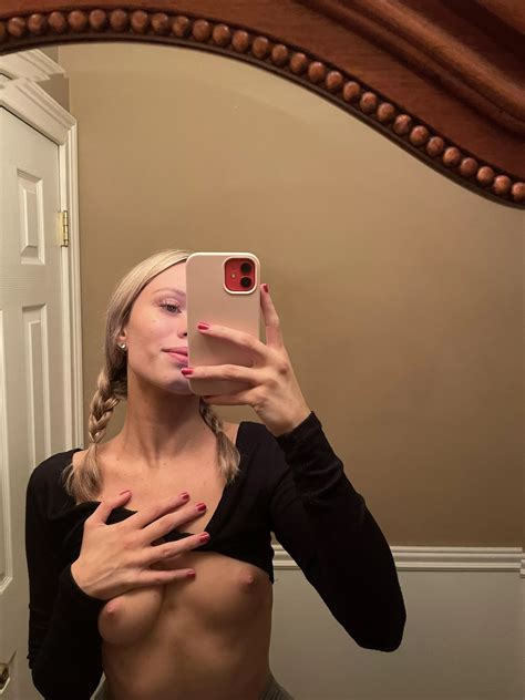 Pull On My Braids Nudes Bathroomselfies Nude Pics Org