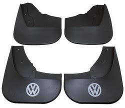 Брызговики на Фольксваген Джетта: для чего нужны и какие выбрать?