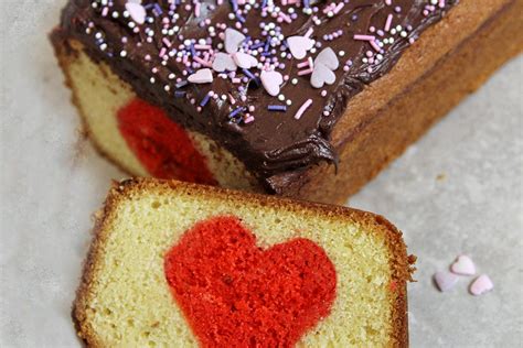 Hidden Heart Cake - Odlums