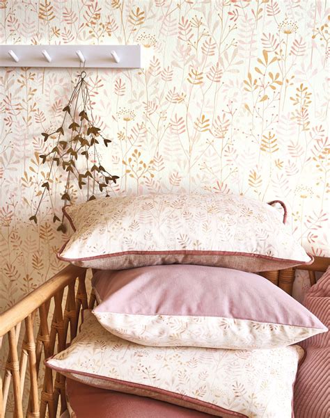 Papier peint Feuillage Enfantin rose nude Once Upon A Time de Casadéco