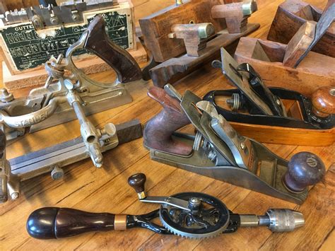 20 Essential Woodworking Hand Tools List All Woodworkers Must Have. If ...