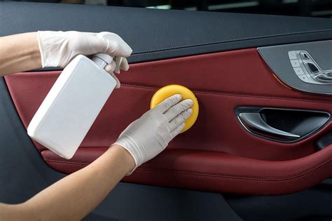 10 важных правил ухода за кожаным салоном автомобиля