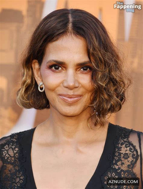 Halle Berry Sexy Stuns In A Hot Revealing Outfit At The Union Premiere