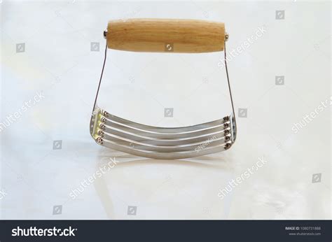 5166 Dough Blender Images Stock Photos And Vectors Shutterstock