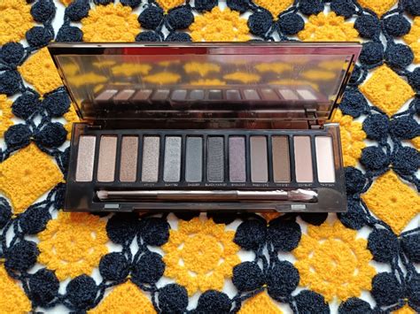 Naked Urban Decay Smoky Beauty Personal Care Face Makeup On Carousell