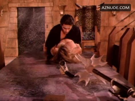 SLAVE GIRLS FROM BEYOND INFINITY NUDE SCENES AZNude