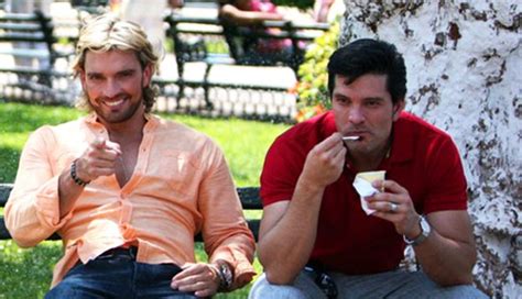 Sbt Corta Cenas E Transforma Casal Gay De Novela Mexicana Em H Tero Pheeno
