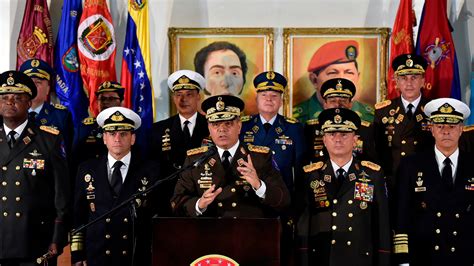 Russia Warns U.S. Not to Intervene in Venezuela as Military Backs