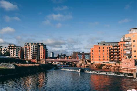 Leeds • Where Industrial Heritage Meets Contemporary Ambition • FranceRent