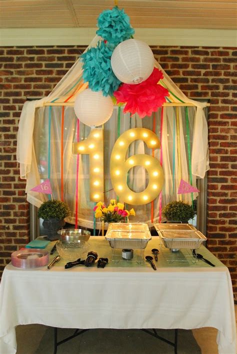 12 Stylish Sweet 16 Ideas
