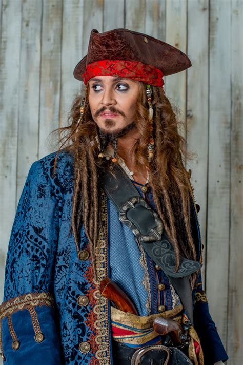 КОСТЮМ ПИРАТА | ПРОКАТ КОСТЮМА ПИРАТА | Купить костюмы пиратов в Москве.