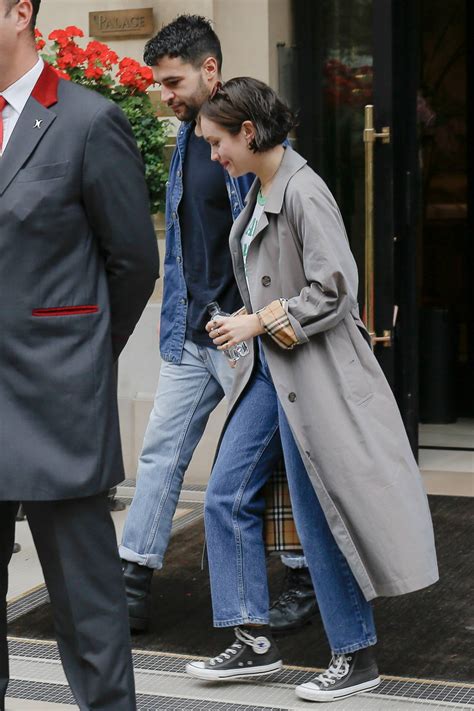 Index of /wp-content/uploads/photos/olivia-cooke/out-with-her-boyfriend