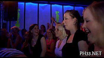 Lesbian Babes Are Suffering To Fuck XNXX