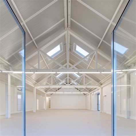 Galeria de Centro Comunitário Fonte da Prata / PROMONTORIO - 14