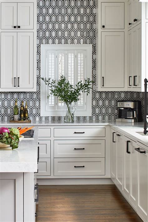 23+ Backsplash For White Quartz Countertops | CountertopsNews