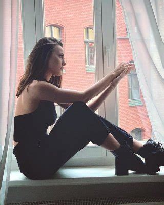 Tuvana Turkay Sexy Turkish Celebrity Porn Pictures Xxx Photos Sex Images Pictoa